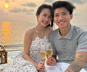 Mẹ bầu Doãn Hải My ngậm ngùi vào 'xin vía' khi hội WAG tưng bừng đi du lịch, được khuyên giữ sức khoẻ để sinh em bé