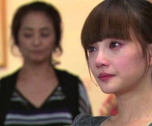 Đến thăm đồng nghiệp mới sinh, tôi sửng sốt khi thấy mẹ chồng đang làm gì ở đó