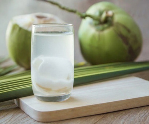 Có nên uống nước dừa mỗi ngày?