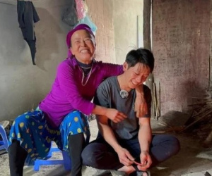 Người đàn bà góa 57 tuổi lấy chồng là trai tân kém 27 tuổi: Hôn nhân không con vẫn hạnh phúc