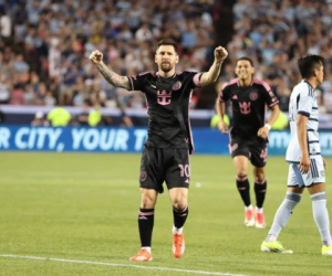 Messi vẫn gây sốt sau 9 tháng sang Mỹ: 72 nghìn khán giả đến sân, giá vé đắt đỏ cũng mặc kệ