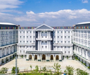 Phụ huynh không đóng tiền, Trường Quốc tế Mỹ nghỉ hè sớm 1 tháng