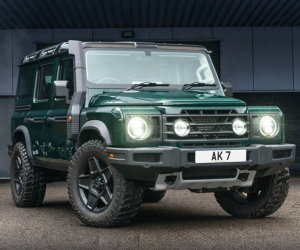 'Soi' Ineos Grenadier giá 92.300 USD, đậm chất Land Rover Defender