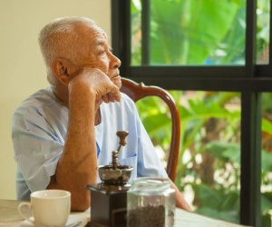 Cụ ông có 15 tỷ đồng nhưng không thừa kế cho con trai 1 đồng: Phản ứng lạ của người con sau khi đọc hết bản di chúc