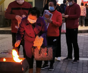 Cháy rừng, ô tô,...vì đốt vàng mã dịp Thanh minh