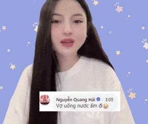 Mẹ bầu Chu Thanh Huyền đau họng vẫn livestream chốt đơn, Quang Hải lo lắng nhắc vợ uống nước nhưng lại bị đuổi ra vì một lý do