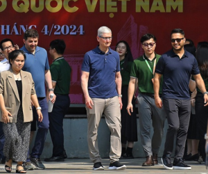 Dân mạng Trung Quốc nhận xét gì về chuyến thăm Việt Nam của CEO Tim Cook
