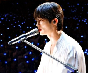 Mỹ nam bị 100 đoàn phim từ chối vì quá đẹp, nổi tiếng sau 3 lần 'từ chối yêu' Song Hye Kyo