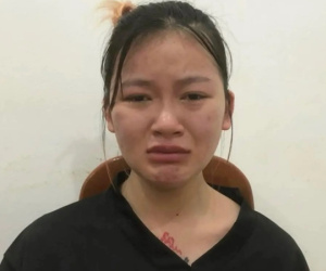 Thiếu nữ 19 tuổi ở Hà Nội khóc nức nở khi bị công an bắt giữ