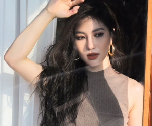 Hương Tràm công khai nói về 'người đàn ông làm cô có bầu'?