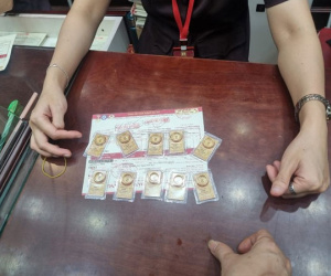 Giá vàng nhẫn giảm mạnh, USD vẫn nóng