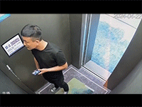 Hài hước cảnh tượng người đàn ông đi thang máy lạ, cảnh cuối khiến người xem 'cười rớt hàm'