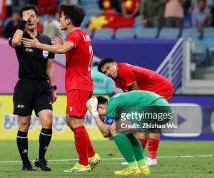 Báo Indonesia bất ngờ bênh vực, cho rằng U23 Việt Nam thua vì VAR gây tranh cãi