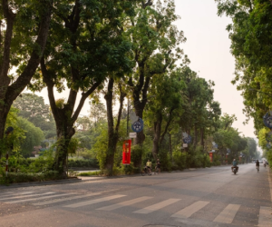Một bình minh giữa lòng Hà Nội yên lành khác lạ trong dịp nghỉ lễ 30/4