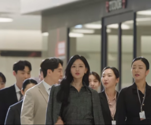 Queen of Tears tập cuối: Kim Soo Hyun bất chấp tính mạng vì Kim Ji Won, cái kết của phản diện khiến netizen hả hê