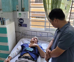 Nạn nhân vụ 2 xe khách tông nhau khiến 18 người thương vong: 'Ai cũng kêu la hoảng loạn'