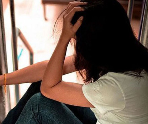 Đi du lịch cùng công ty chồng, tôi bàng hoàng phát hiện ra bí mật anh giấu giếm vợ 10 năm nay