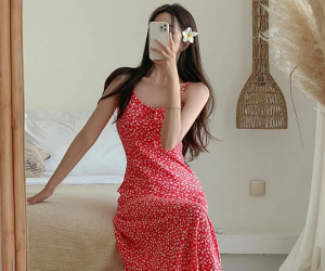 5 màu sắc trang phục ăn ảnh nhất, chị em nên mặc đi du lịch