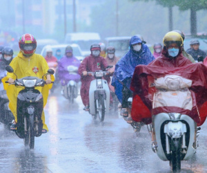 Dự báo thời tiết 3/5/2024: Hà Nội mưa to, cảnh báo giông lốc