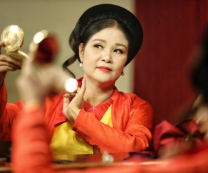 Nữ NSND lấy chồng hơn 2 thập kỷ nhưng không có con, nhan sắc U50 vẫn trẻ trung, tươi rói dù trải qua nhiều biến cố