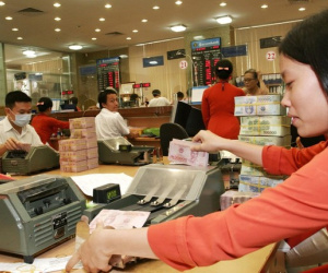Thủ tướng yêu cầu Bộ Công an vào cuộc xử lý tình trạng thao túng tổ chức tín dụng