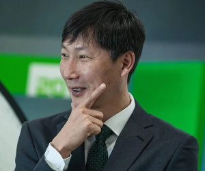 Tân HLV ĐT Việt Nam Kim Sang-sik: Vượt qua 9 ứng viên, sở hữu dàn trợ lý 'khủng' tới 12 người không kém thời ông Park Hang-seo