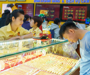 Cấm mua bán vàng bằng tiền mặt, tốt nhưng rất tiếc?