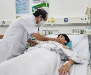 3 trẻ ngộ độc nặng sau ăn bánh mì ở Đồng Nai chuyển lên TPHCM điều trị