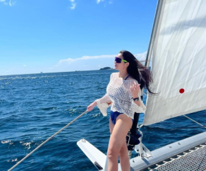 Thủy Top vẫn gợi cảm hết mức với đồ bơi dù đã U40