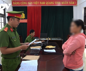 Giao xe máy cho con trai gây tai nạn chết người: Khởi tố người mẹ