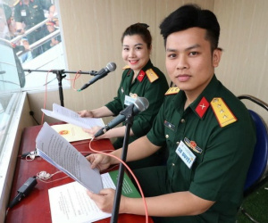 Danh tính dàn MC có giọng đọc thuyết minh 'thấm tận từng giác quan' tại lễ diễu binh, diễu hành kỷ niệm 70 năm chiến thắng Điện Biên Phủ