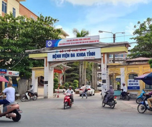 Một người chết, nhiều người nhập viện sau bữa cỗ