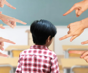 Hay bắt nạt bạn bè, nam sinh bị hội phụ huynh nhờ nhà trường thuyên chuyển