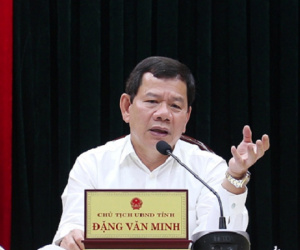 Quan lộ Chủ tịch Quảng Ngãi Đặng Văn Minh vừa bị bãi nhiệm