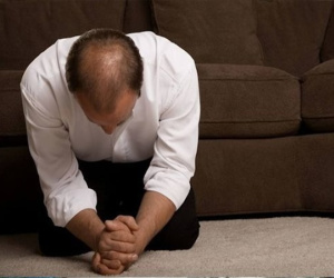 Tháng nào cũng biếu mẹ 22 triệu VNĐ, đến khi bà qua đời trong tài khoản chằng có lấy một xu: Nhận giấy sao kê ngân hàng tôi khóc ngất