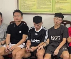 Tin mới vụ 5 cầu thủ cùng 5 cô gái sử dụng ma tuý trong khách sạn