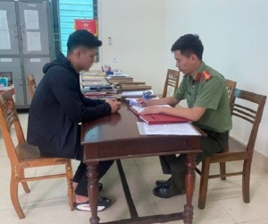 Không chấp hành đo nồng độ cồn, còn đăng bài nói xấu công an