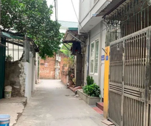 Giao dịch nhà trong ngõ nóng sốt trở lại: Đúng khẩu vị của khách hàng muốn 'ăn chắc mặc bền', thích ở 'nhà mặt đất'