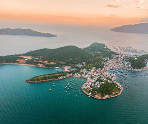 Phát hiện hòn đảo hoang sơ ít người biết biệt lập giữa biển Nha Trang, cách đất liền chỉ 15 phút đi ca nô