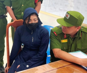 Buồn chuyện tình cảm, người phụ nữ Hải Phòng đi xe máy lên cầu Bính định tự tử
