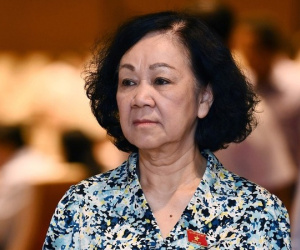 Bà Trương Thị Mai thôi Ủy viên Bộ Chính trị, Ủy viên Trung ương khóa 13