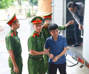 Mẹ Chủ tịch Việt Á Phan Quốc Việt khai về 1.000 cây vàng là của hồi môn