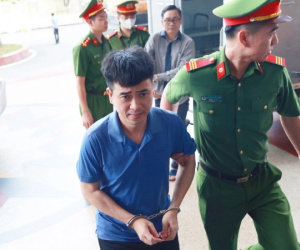 Vụ án Việt Á: Tiết lộ về 54 sổ tiết kiệm đứng tên người thân của Phan Quốc Việt
