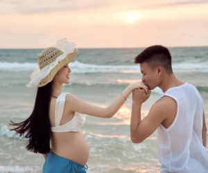 Quang Hải được khen khéo chăm vợ bầu Chu Thanh Huyền, cuộc sống vợ chồng son ngọt ngào như ngôn tình đời thực