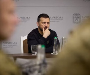 Tổng thống Zelensky xuất hiện ở Kharkov, thừa nhận tình hình vô cùng ngặt nghèo, đề nghị Mỹ gửi tên lửa