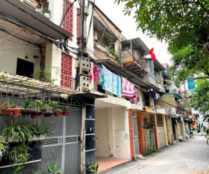 Chung cư 'ngáo' giá, người mua chuyển hướng săn nhà tập thể cũ 2 tỷ đồng