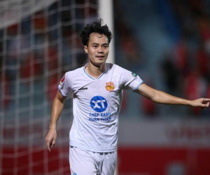 Ghi điểm với HLV Kim Sang-sik, Văn Toàn vẫn 'ôm hận' bởi đội bóng kỳ lạ nhất V.League