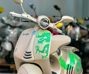 Vespa 946 phiên bản rồng rao bán hơn 700 triệu đồng tại Việt Nam