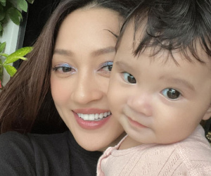 Bảo Anh xả kho thêm loạt ảnh cực yêu của con gái, 6 tháng tuổi đã tạo dáng chuyên nghiệp thế này