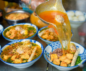 Top 5 quán bún riêu cua ngon ở Hà Nội, có nơi từng lên truyền hình Mỹ
